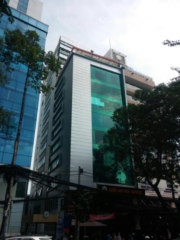 Bán nhà mặt đường Đồng Khởi đối diện khách sạn 6 sao, 180m2